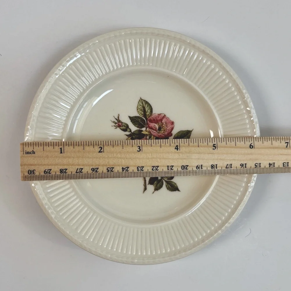 Vintage Wedgwood Briar Rose Tableware Plates, Bowls, Cup, Saucers Set‎ (10)